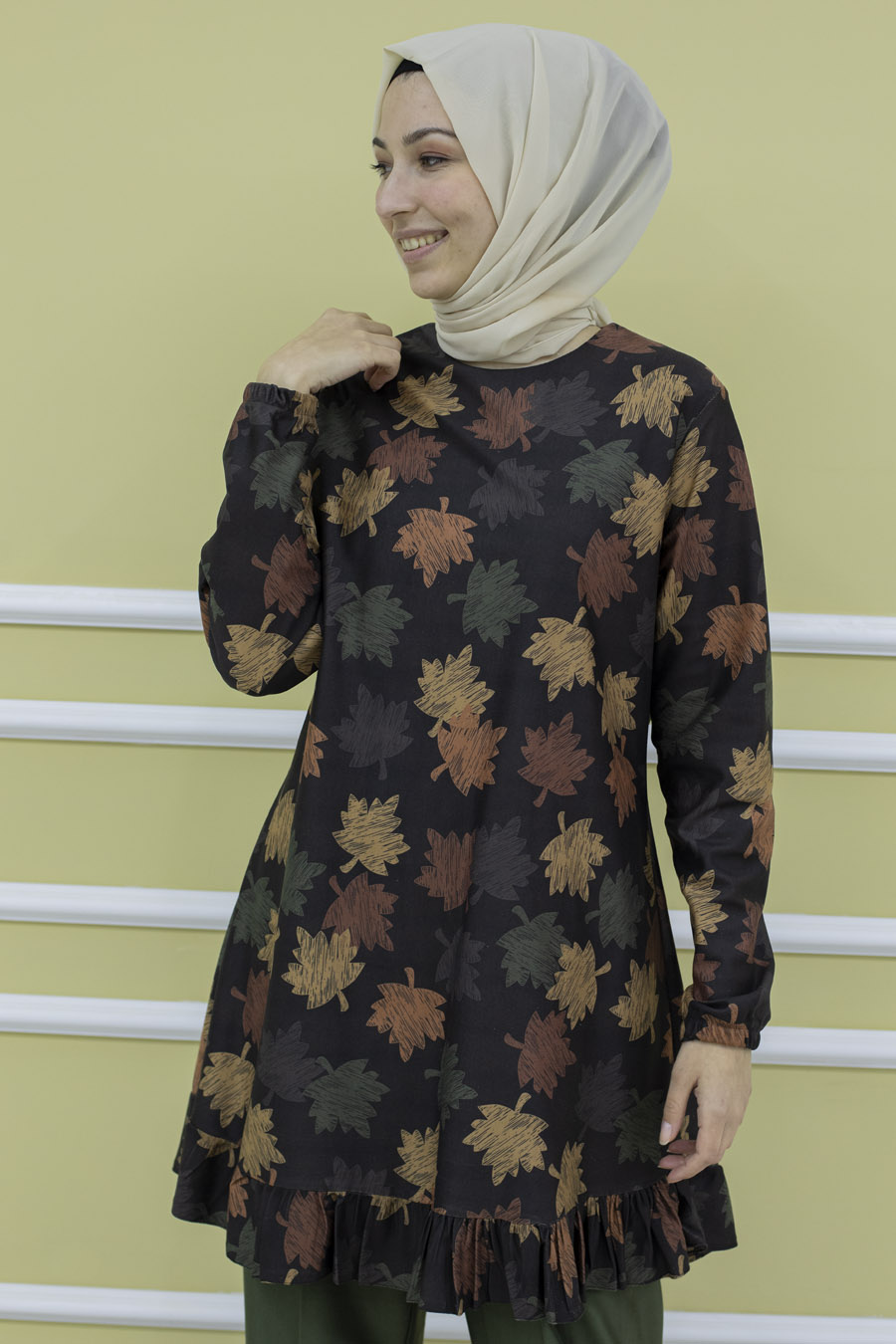 Desenli Tunik ve Pantolon Tesettür Takım - Haki Desenli Tunik ve Pantolon Tesettür Takım - Haki