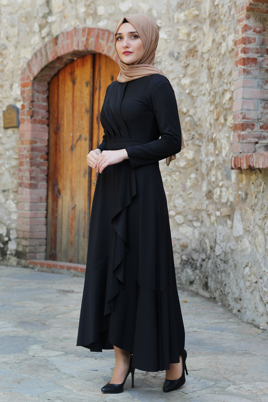 Fırfırlı Tesettür  Elbise - Siyah