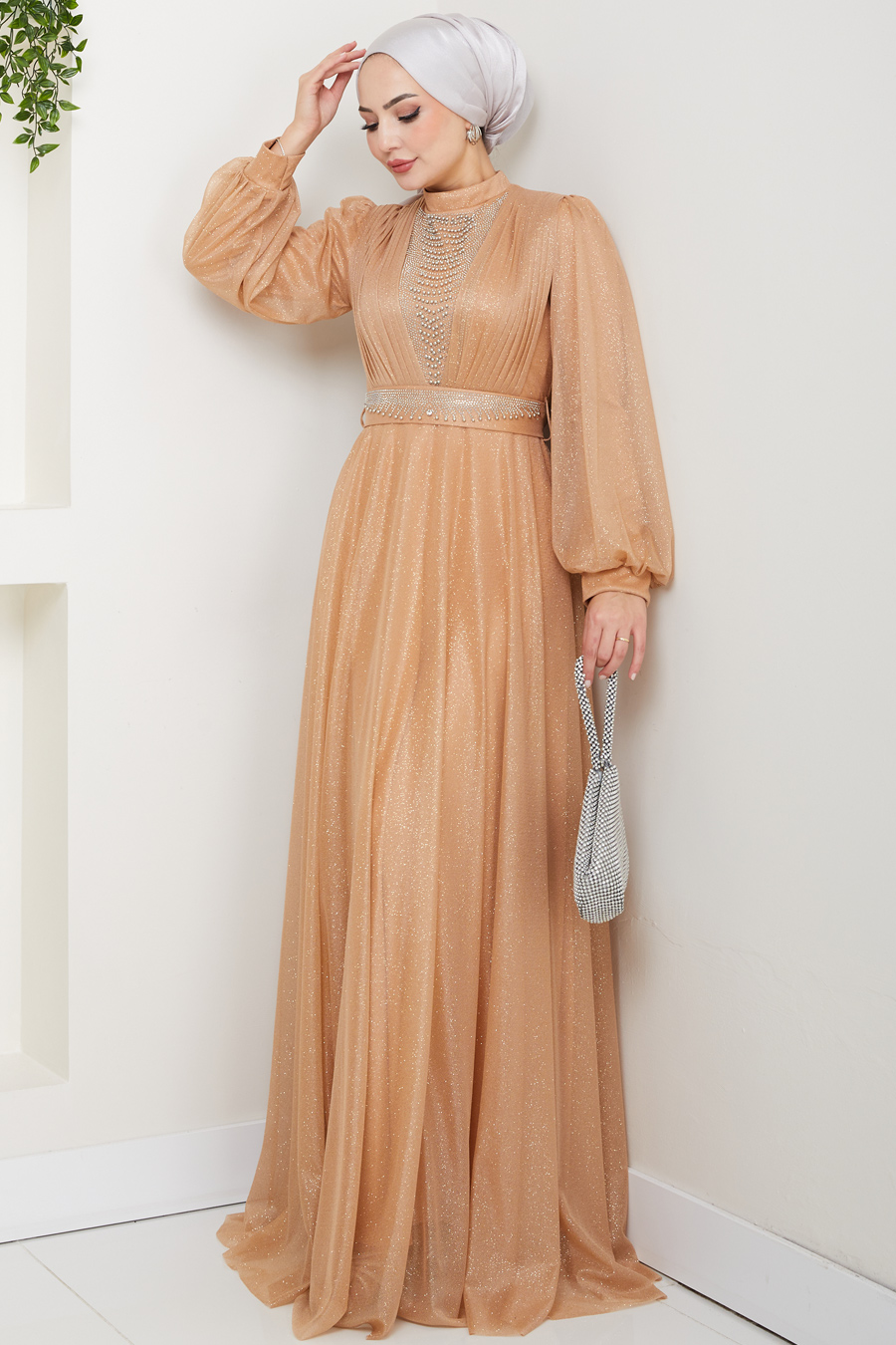 Önü Piliseli Kemerli Abiye Elbise -GOLD