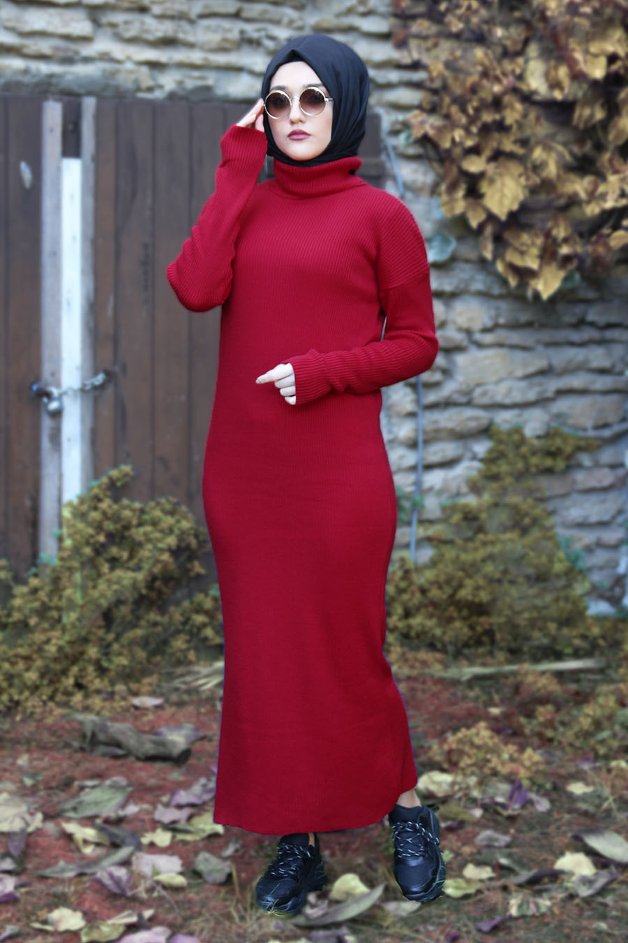 Boğazlı Tesettür Triko Elbise - Kırmızı