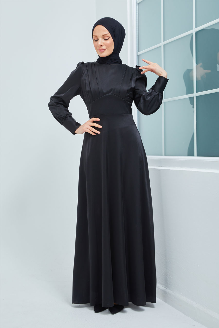 Evenıng Dress - Black