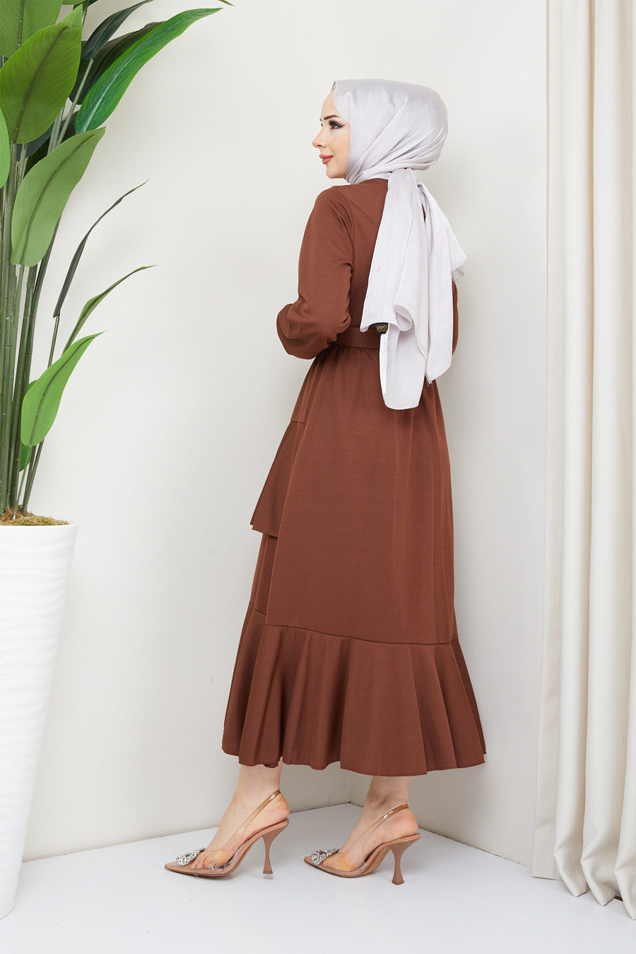 Fırfırlı Tesettür Elbise - kahverengi