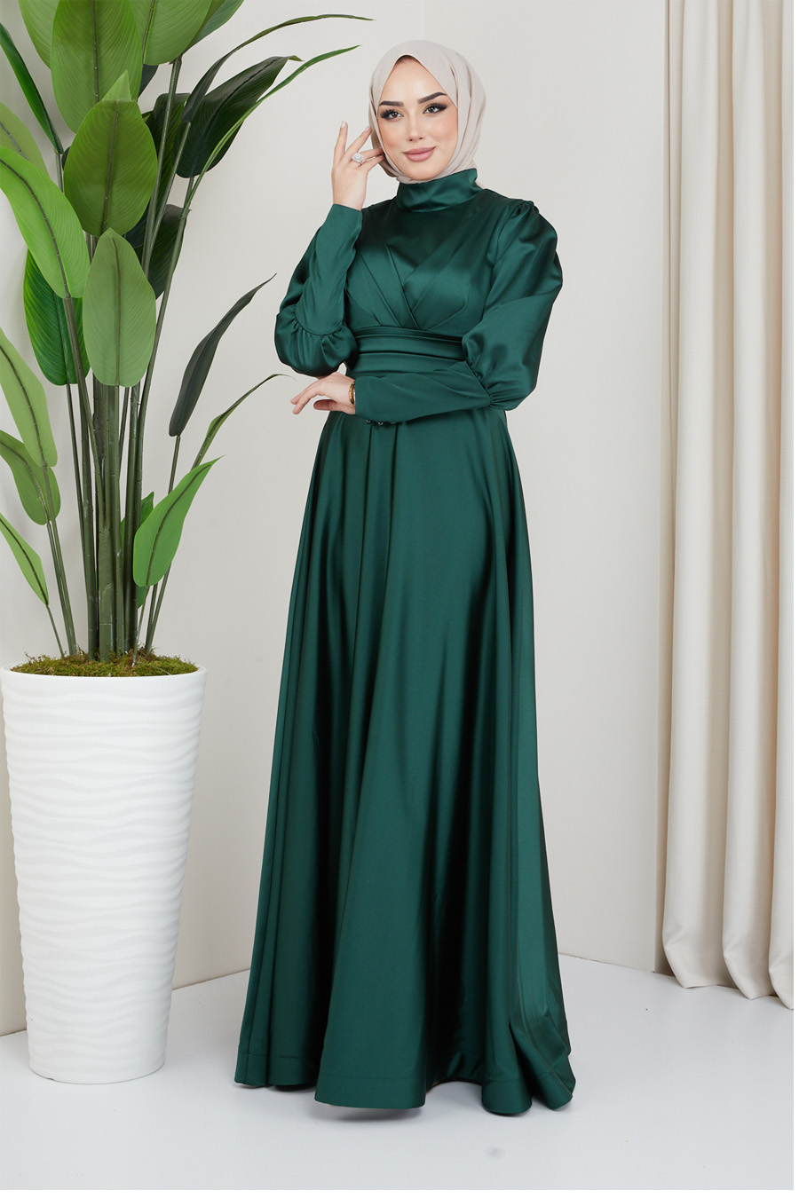Güpürlü  Tesettür Abiye Elbise - Yeşil