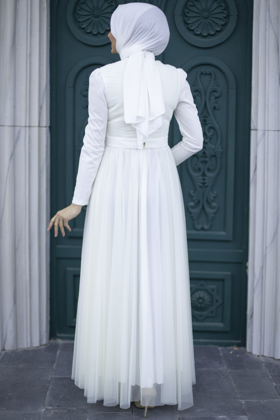 Taş Detaylı Tesettür Abiye Elbise - Beyaz