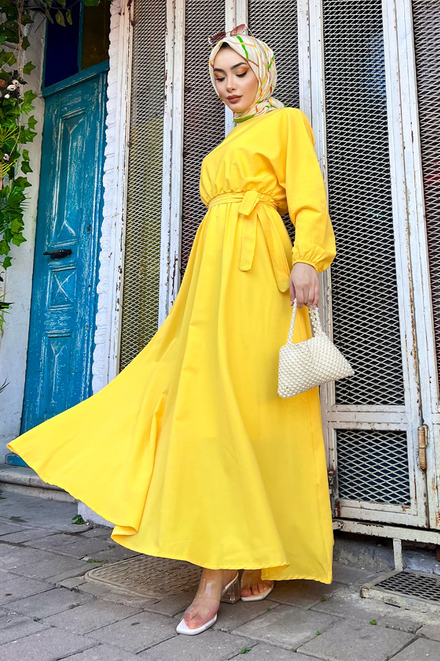 Kuşaklı Tesettür Elbise - Sarı