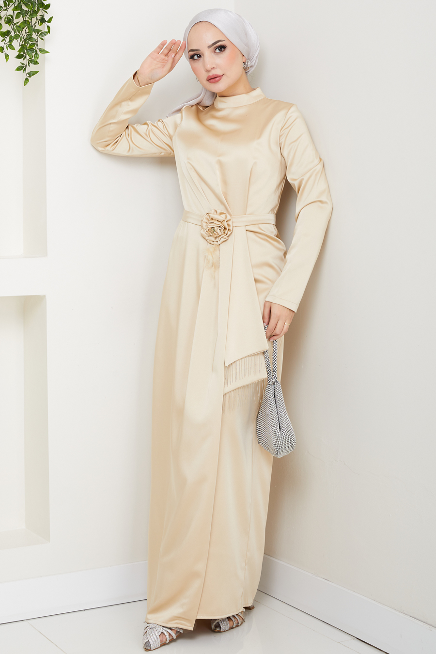 Düz Kesim Tesettür Abiye Elbise - Bej
