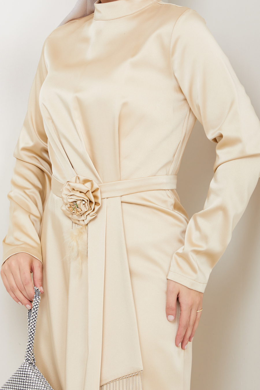 Düz Kesim Tesettür Abiye Elbise - Bej