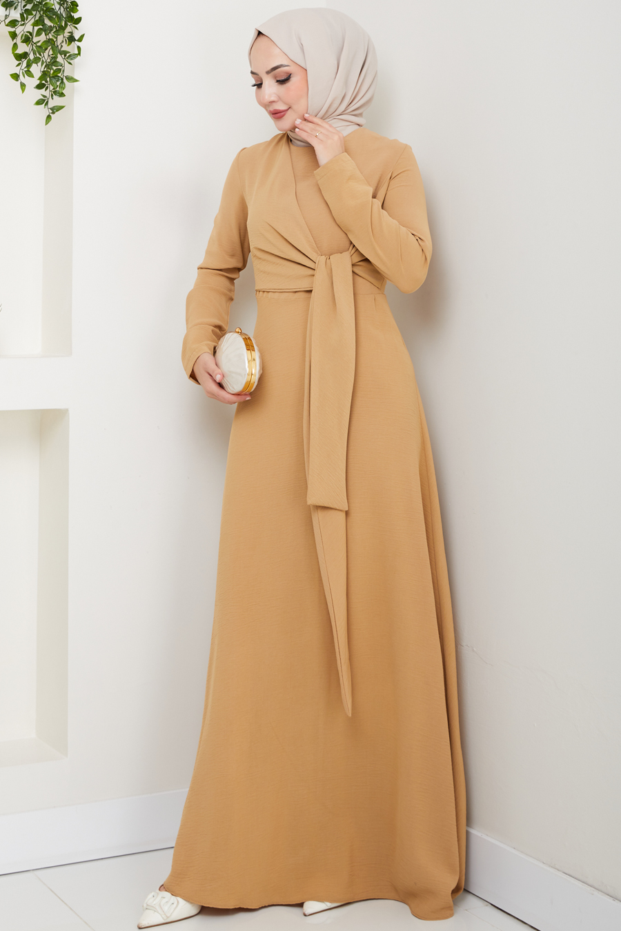 Bağlama Detaylı Tesettür Elbise - Bej 