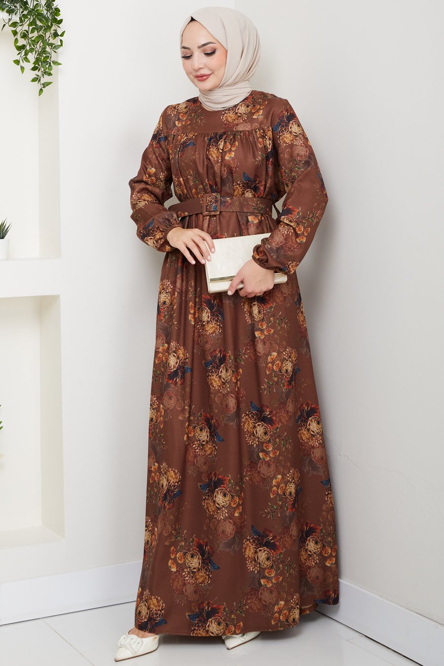 Çiçek Detaylı Tesettür Elbise - KAHVERENGİ