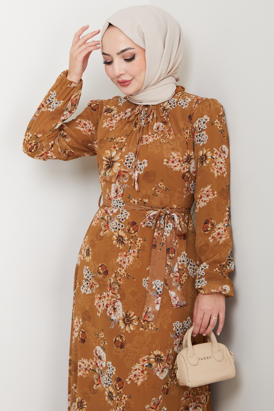Çiçek Desenli Tesettür Elbise - Hardal