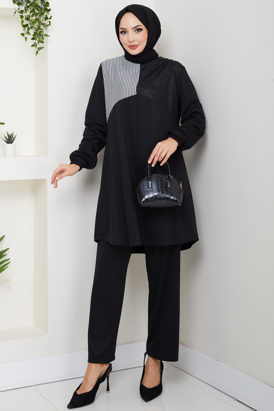 Kaz Ayağı Detaylı Tunik Pantolon İkili Tesettür Takım - Siyah
