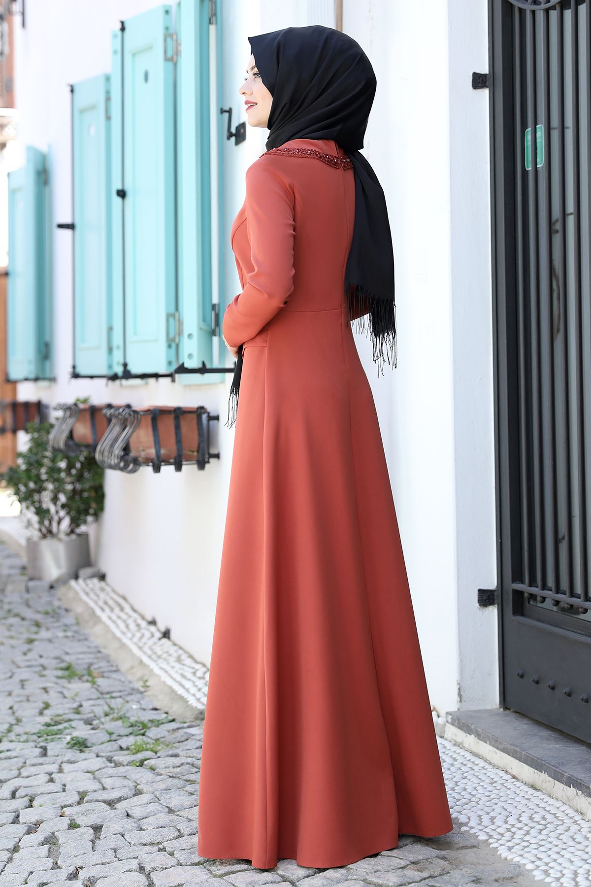 Ayliz İnci Detaylı Tesettür Elbise - Kiremit