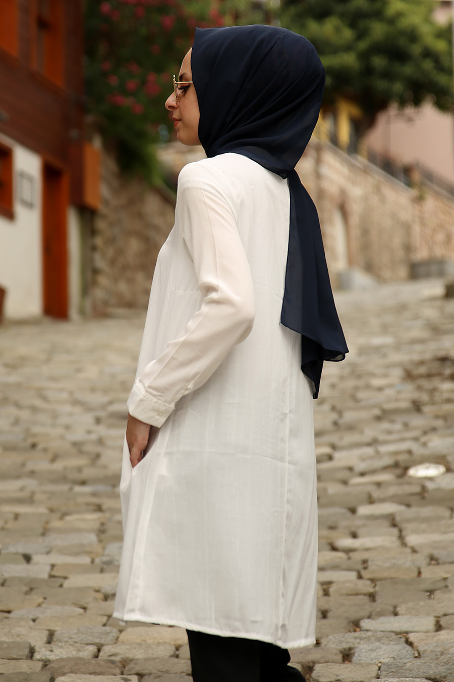 Düğme Detaylı Tunik-Beyaz