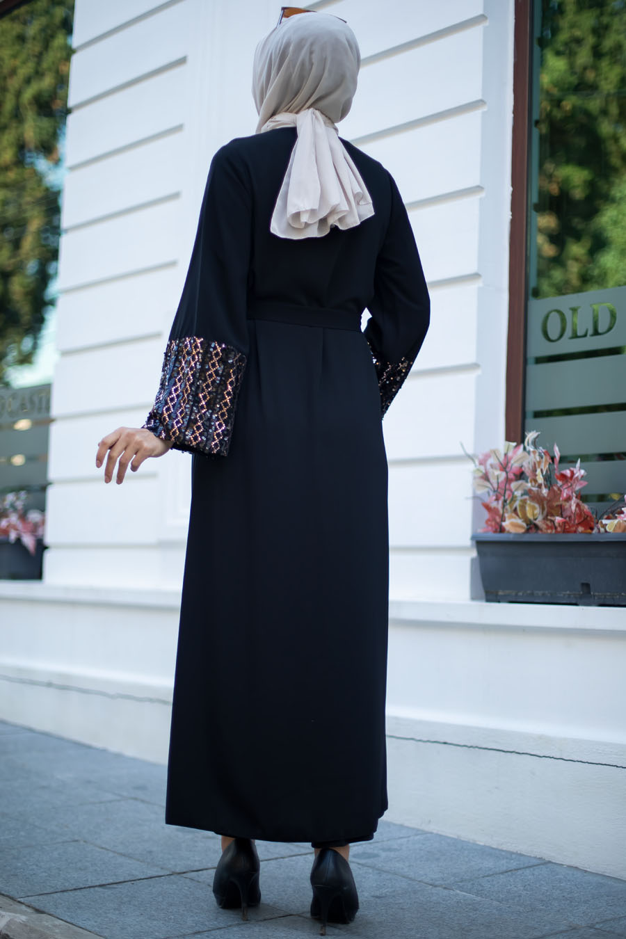 BLACK ABAYA 