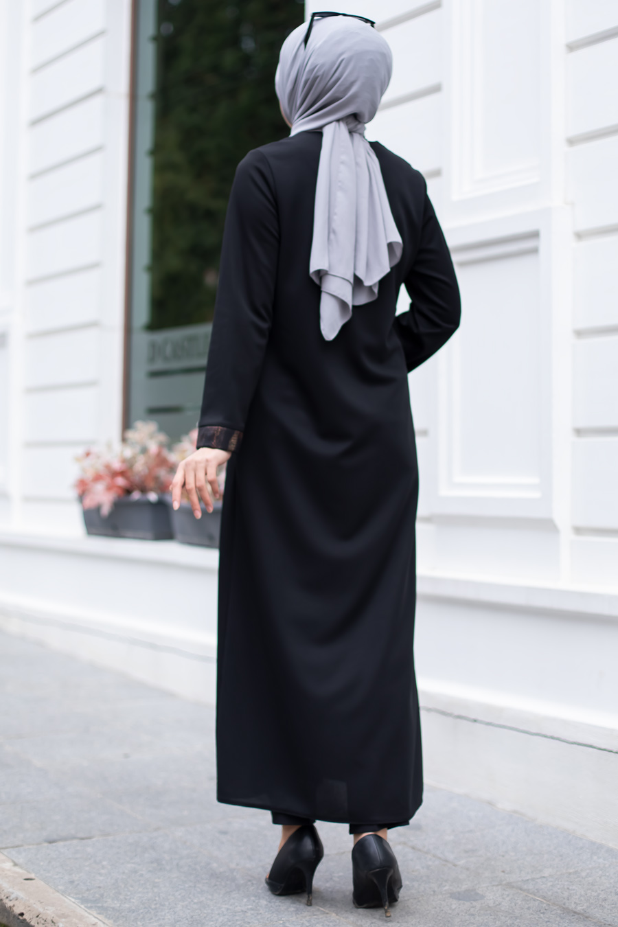 BLACK ABAYA 