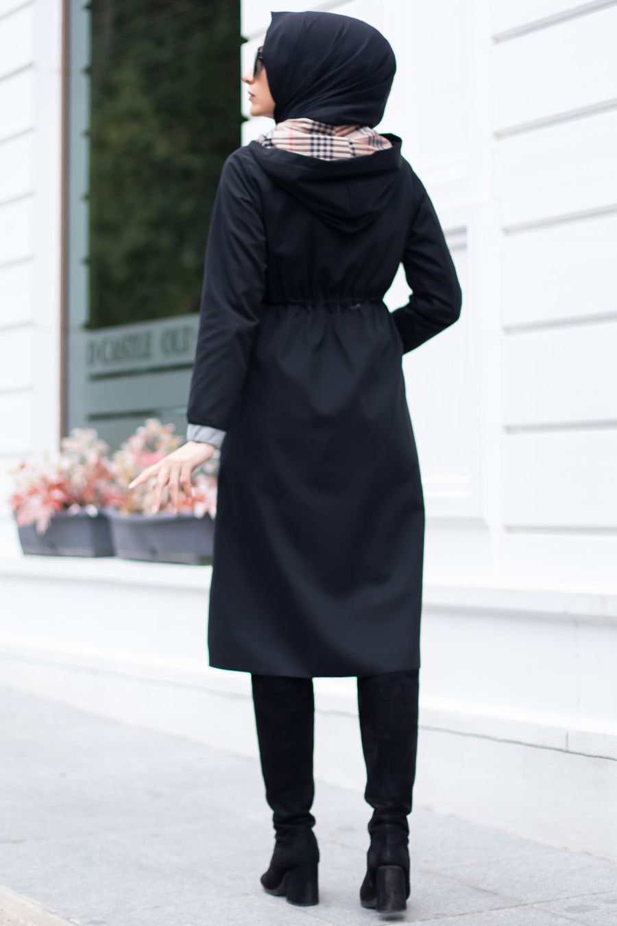 Coat - Black