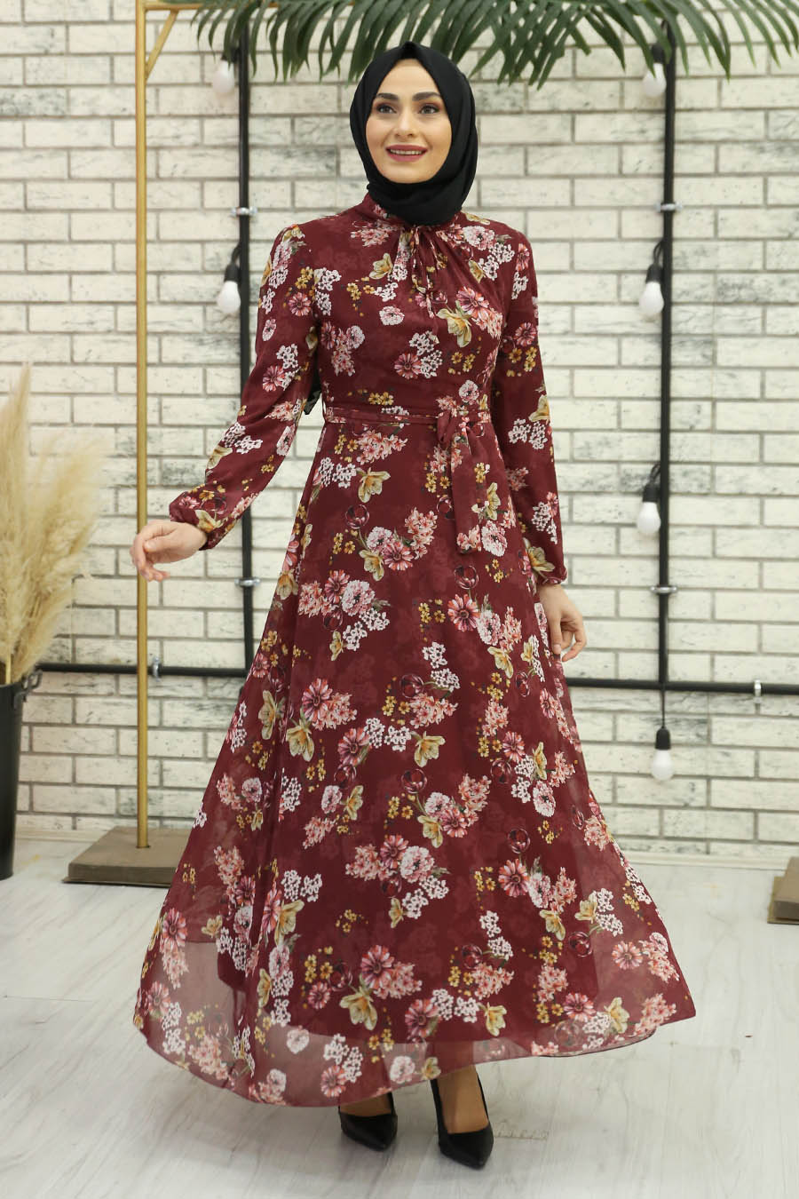Çiçek Desenli Tesettür Elbise - Bordo Çiçek Desenli Tesettür Elbise - Bordo