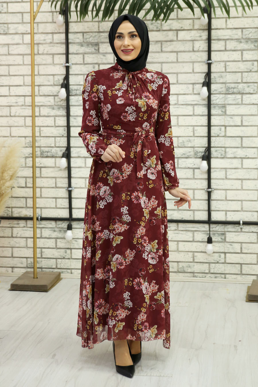 Çiçek Desenli Tesettür Elbise - Bordo Çiçek Desenli Tesettür Elbise - Bordo