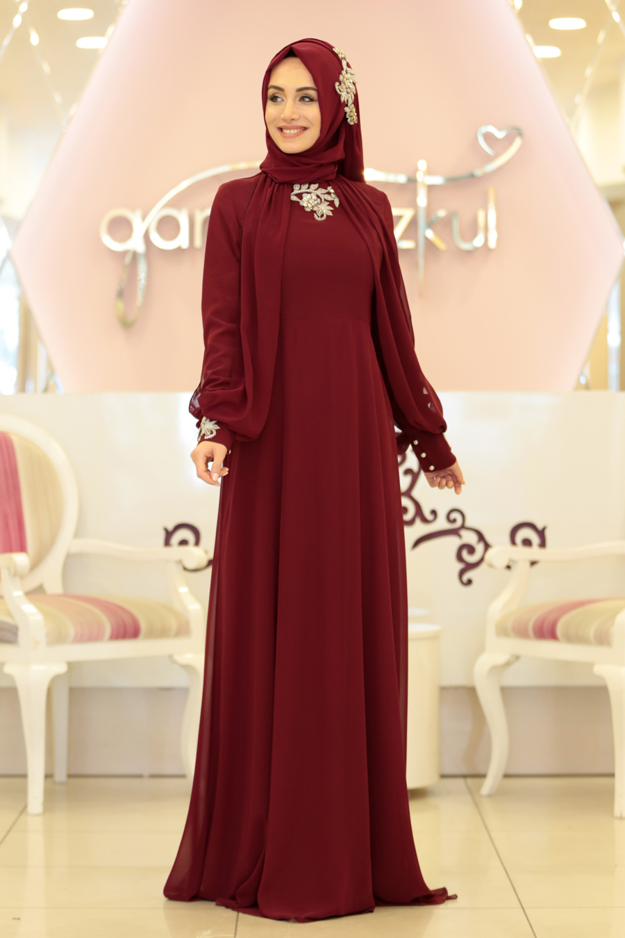 Gamze Özkul - Kuğu Tesettür Abiye - Bordo Gamze Özkul - Kuğu Tesettür Abiye - Bordo