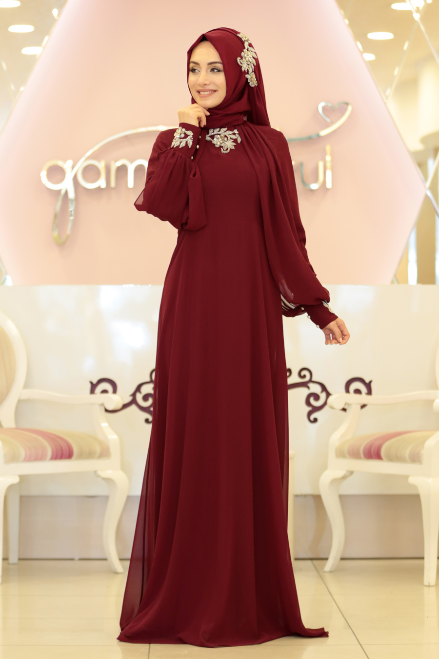 Gamze Özkul - Kuğu Tesettür Abiye - Bordo Gamze Özkul - Kuğu Tesettür Abiye - Bordo