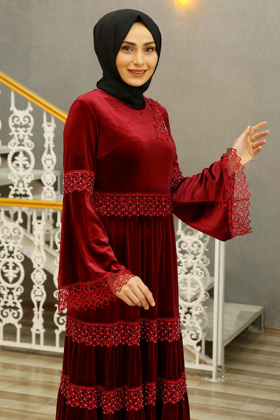 Güpürlü Kadife Tesettür Elbise - Bordo 