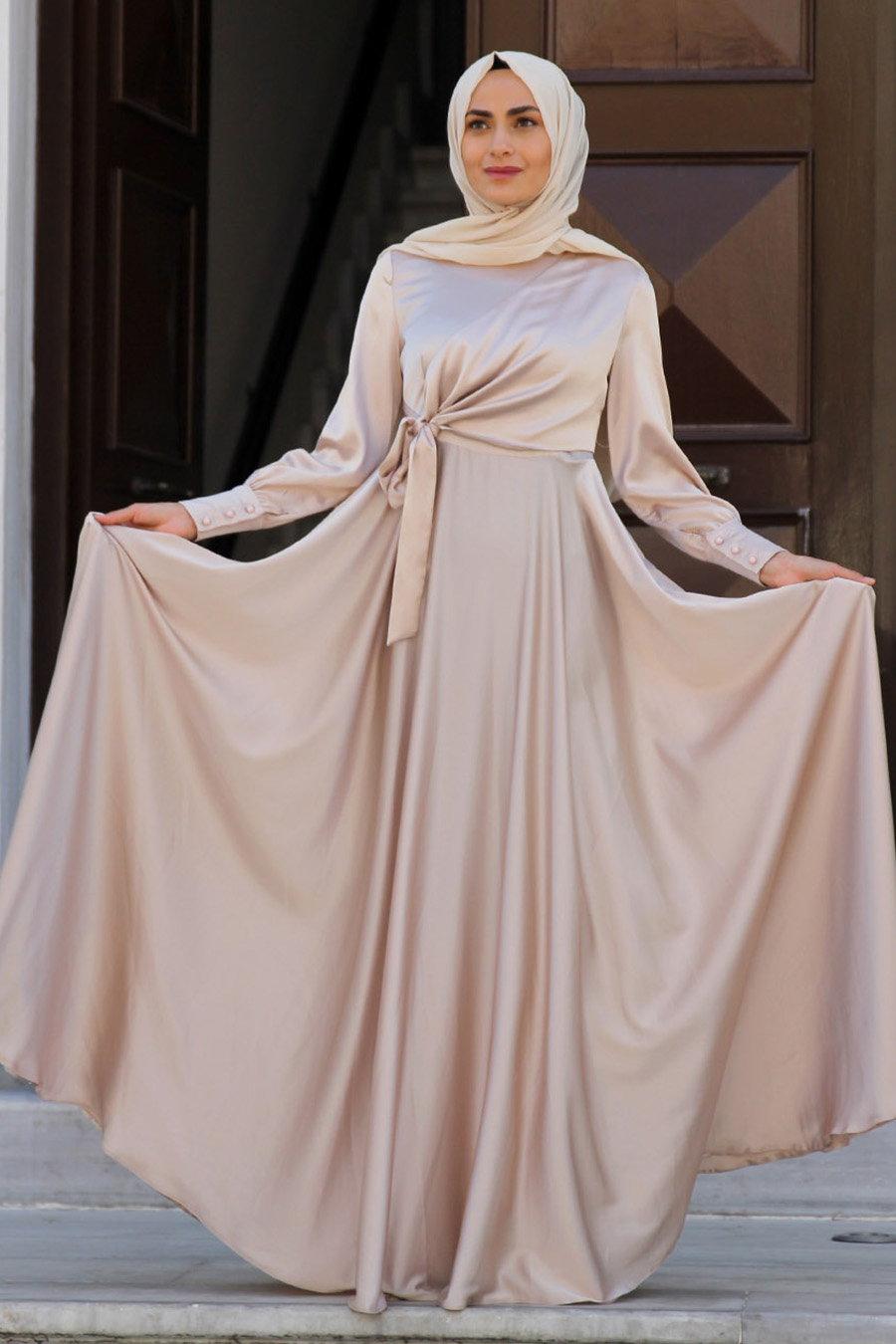 Kloş Model Tesettür Abiye Elbise - Bej