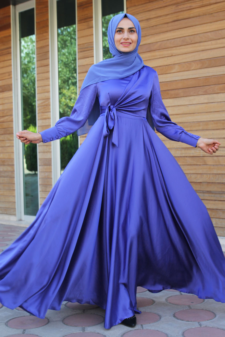 Kloş Model Tesettür Abiye Elbise - İndigo