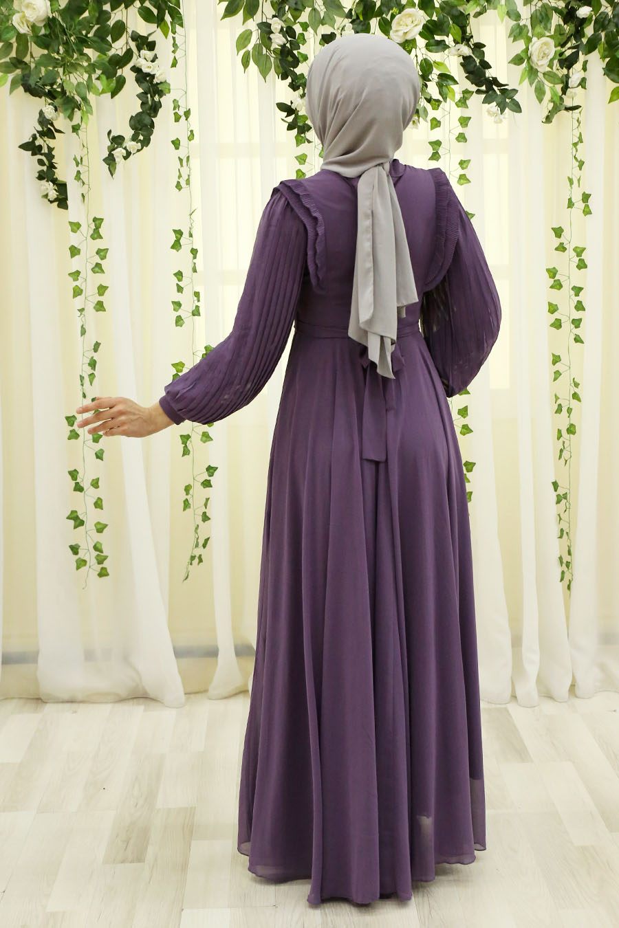 Kolları Piliseli Tesettür Abiye Elbise - Mor Kolları Piliseli Tesettür Abiye Elbise - Mor