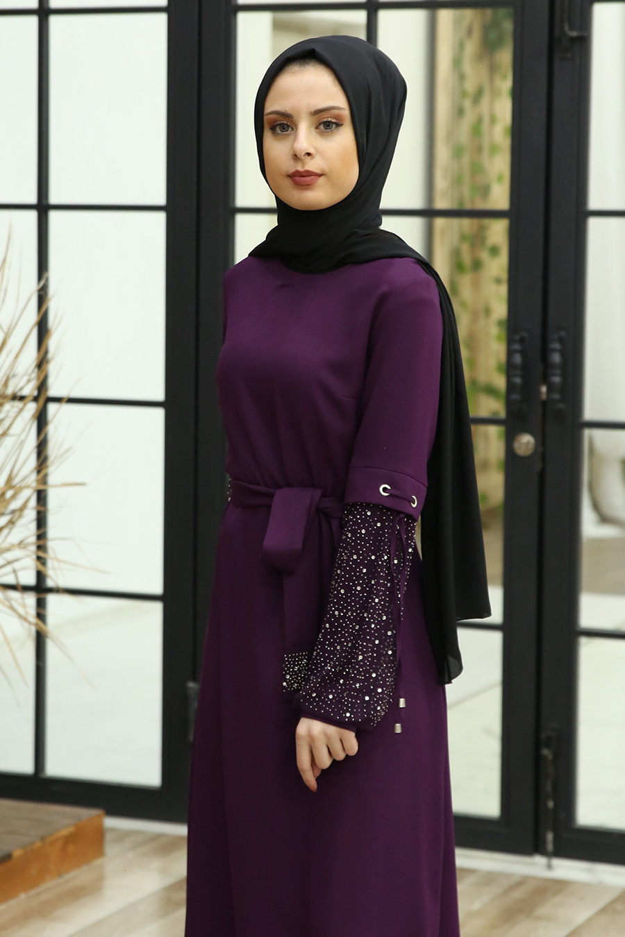 Kolları Pul Detaylı Tesettür Elbise - Mor Kolları Pul Detaylı Tesettür Elbise - Mor
