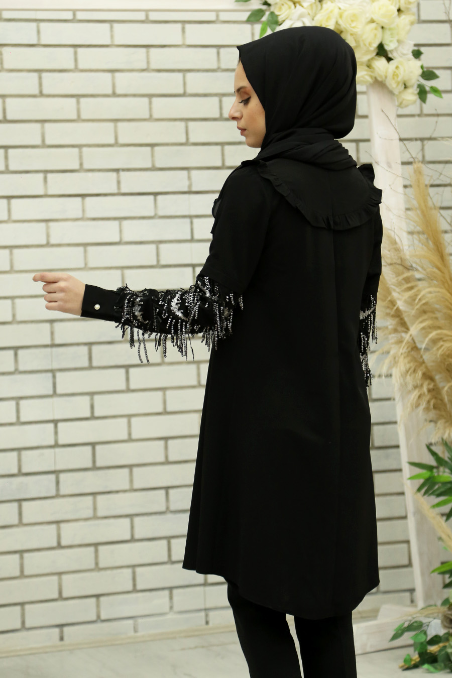 Kolları Payetli Tesettür Tunik - Siyah Kolları Payetli Tesettür Tunik - Siyah