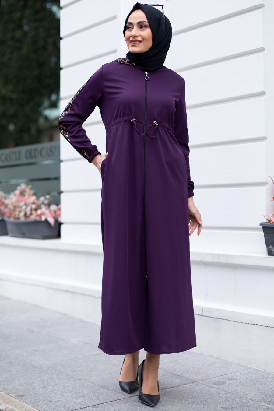 PURPLE ABAYA 