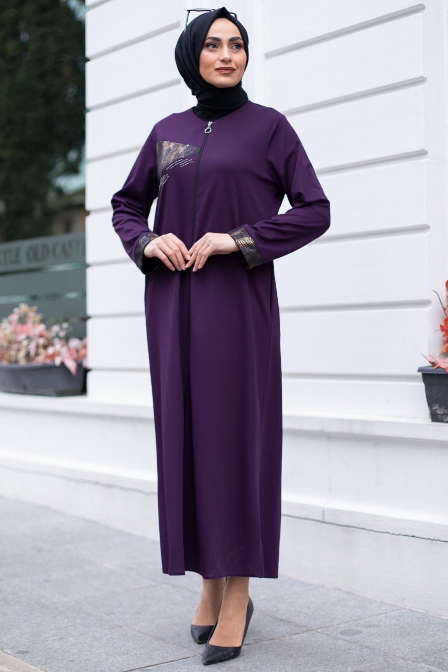 PURPLE ABAYA 