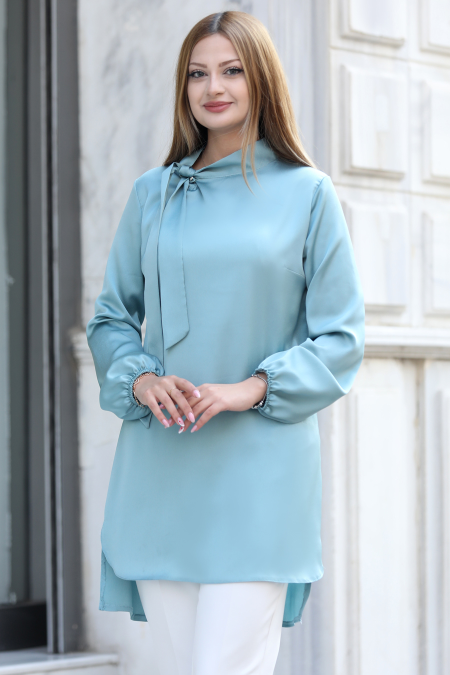Yakası Bağlamalı Tunik -MINT