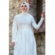 Güpür Detaylı Pileli Tesettür Elbise - Beyaz