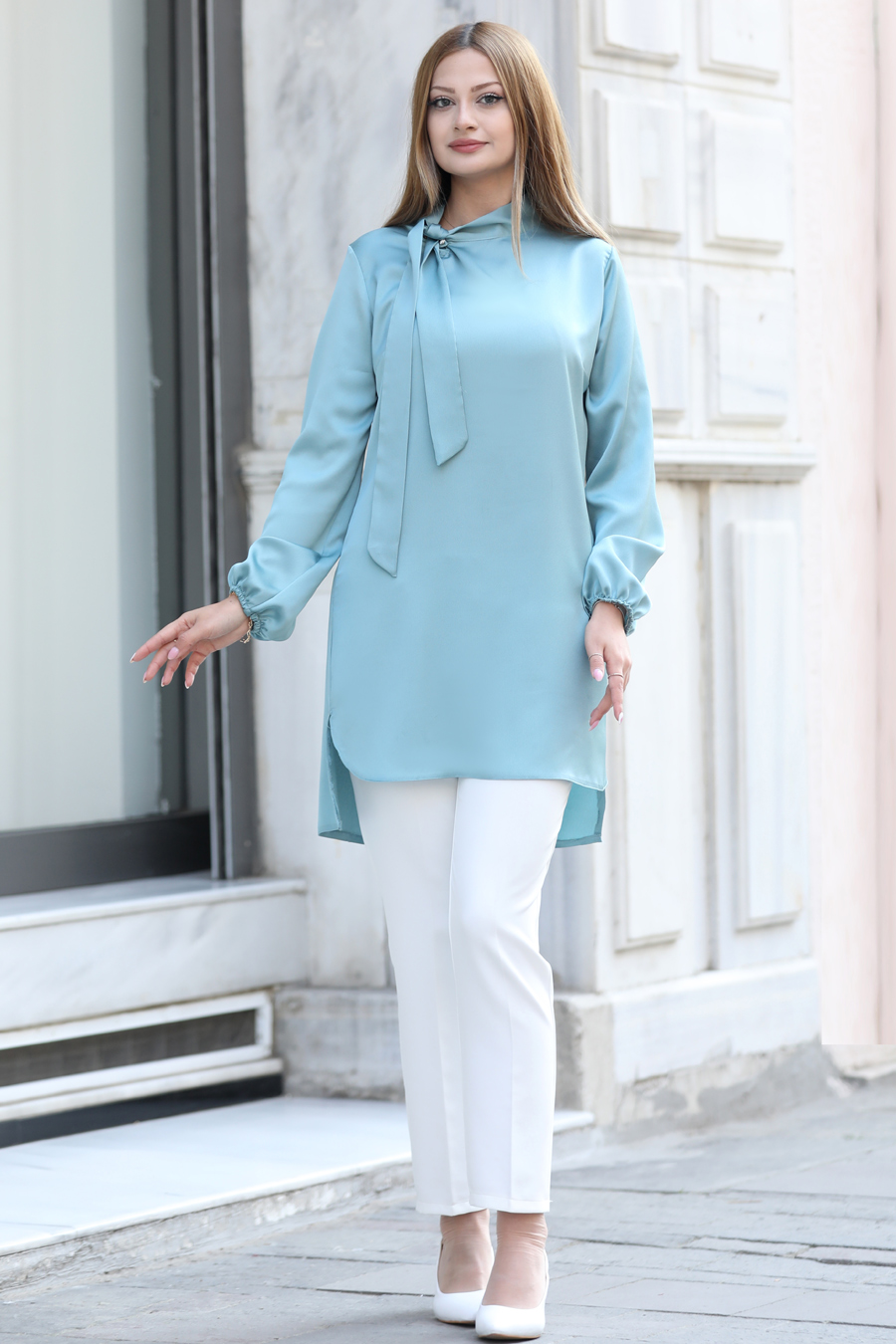 Yakası Bağlamalı Tunik -MINT