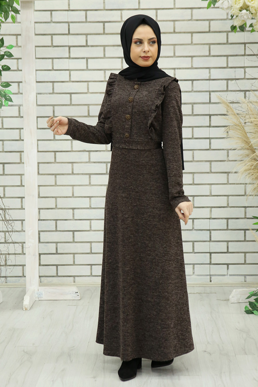 Triko Fırfırlı Tesettür Elbise - Kahverengi