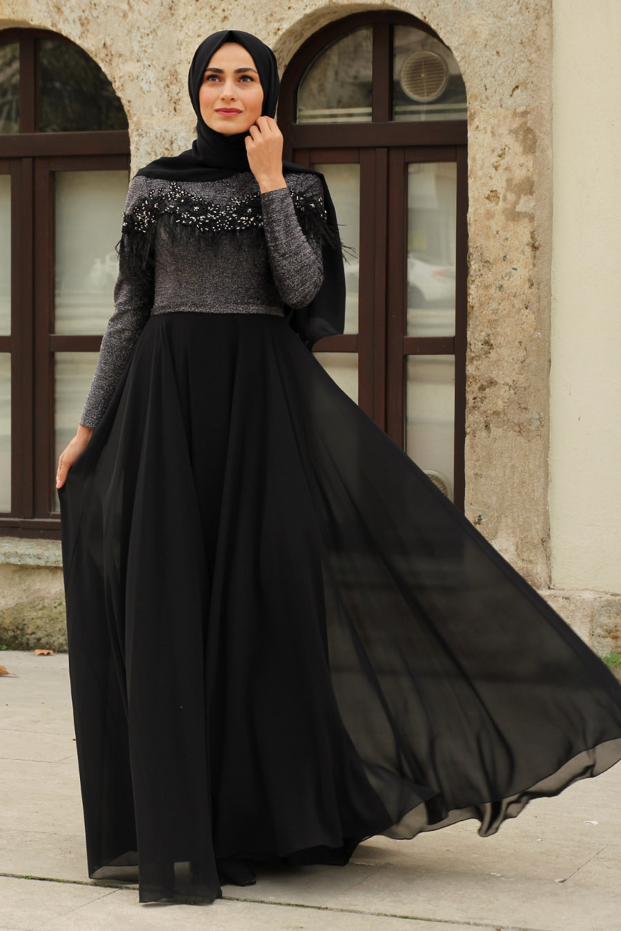 Tüy Detaylı Tesettür Abiye Elbise - Siyah