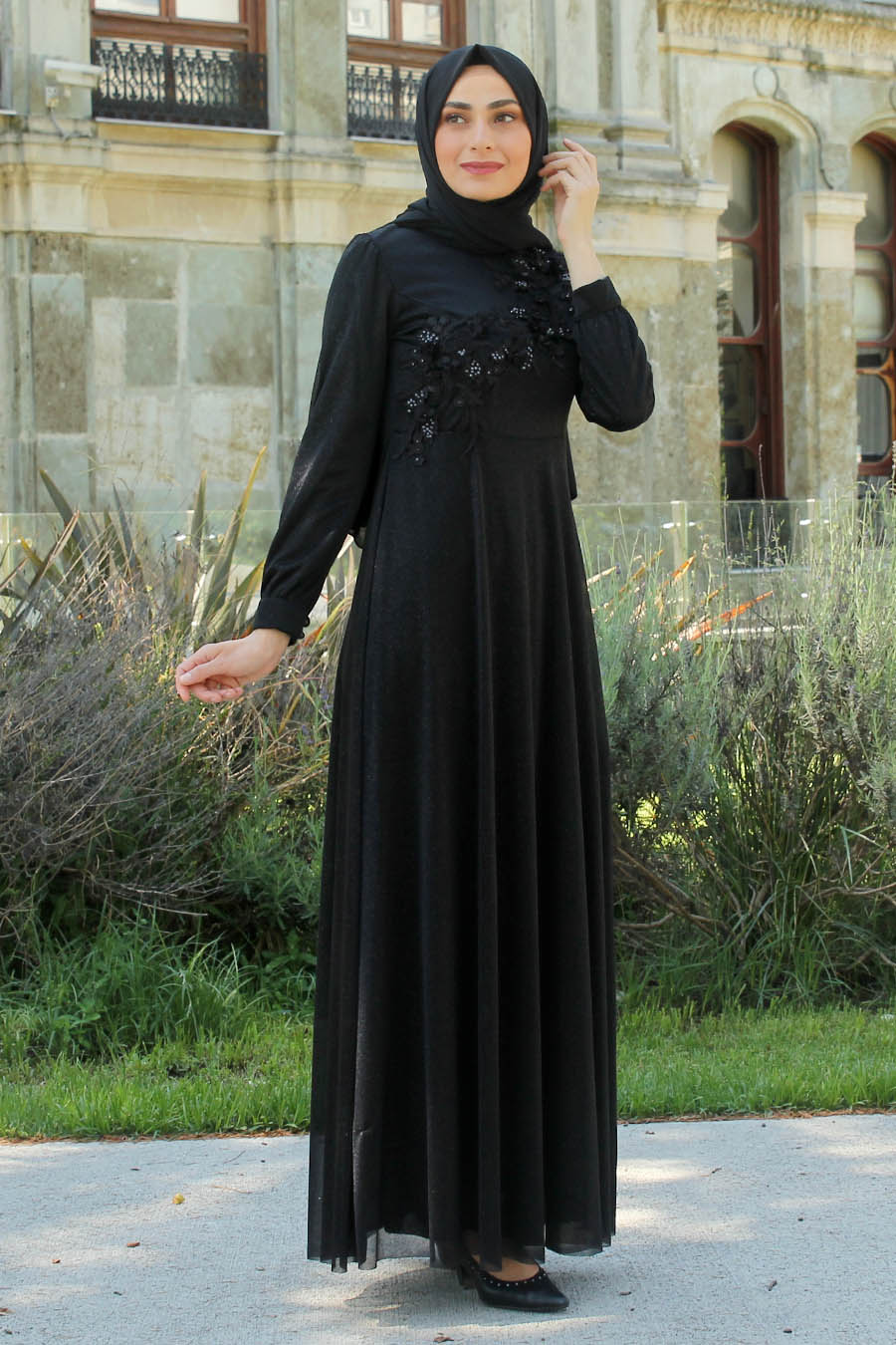 Üç Boyut Çiçekli Tesettür Abiye Elbise - Siyah