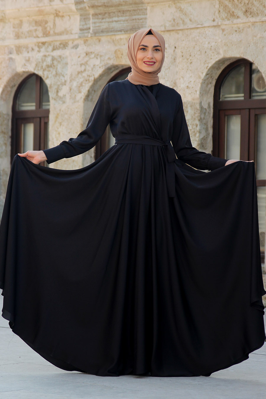 V Yaka Saten Tesettür Abiye Elbise - Siyah